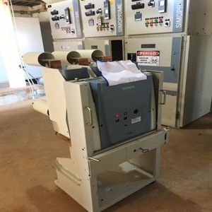 Disjuntor siemens 800 amperes